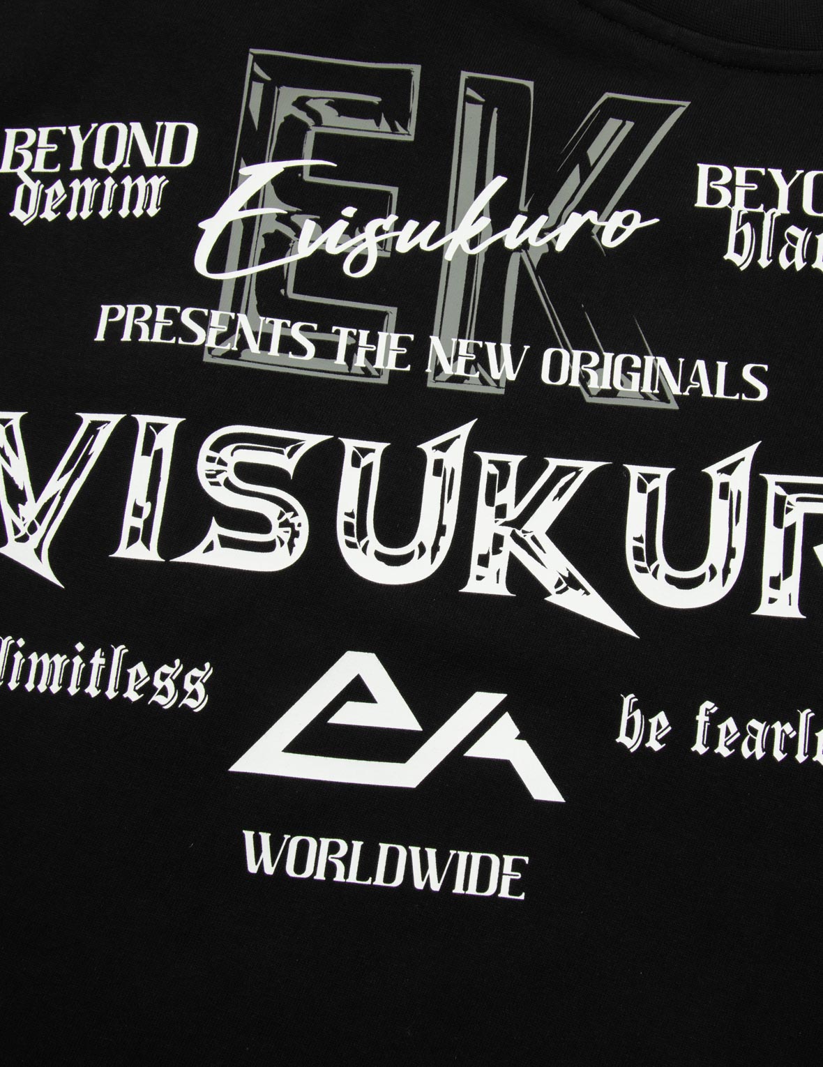 ロゴとスローガンプリントのルーズフィットTシャツ