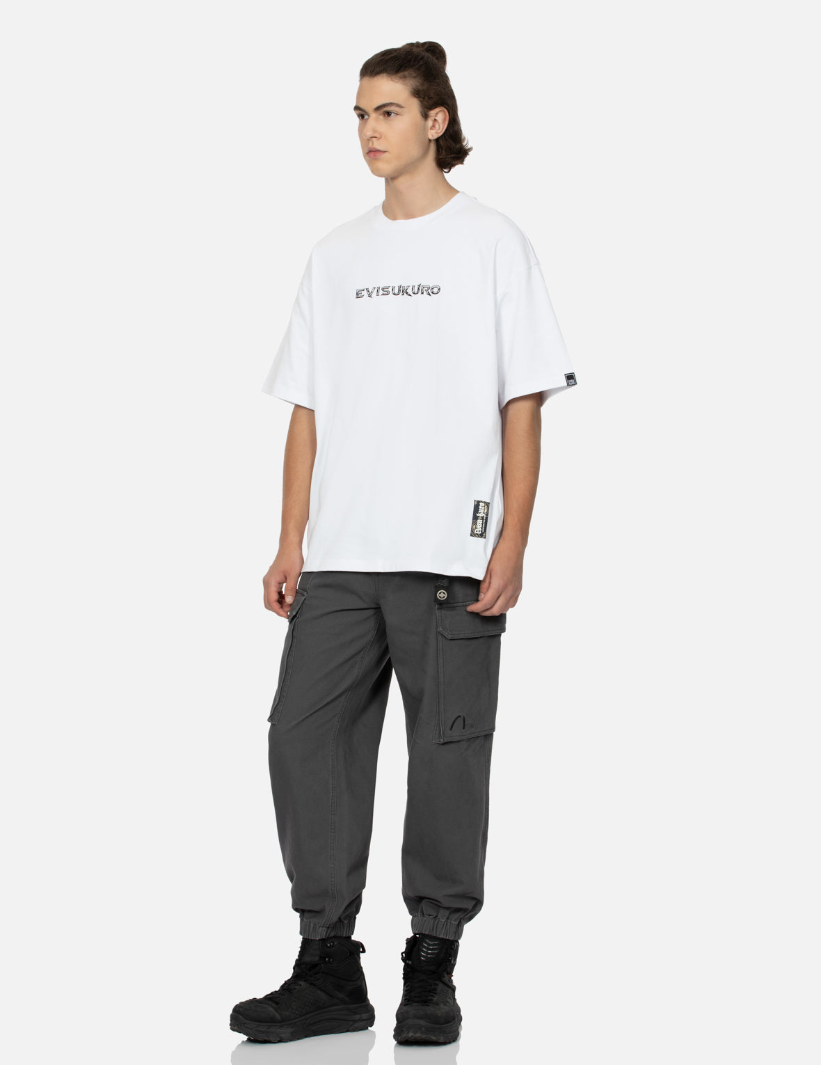 ロゴとスローガンプリントのルーズフィットTシャツ