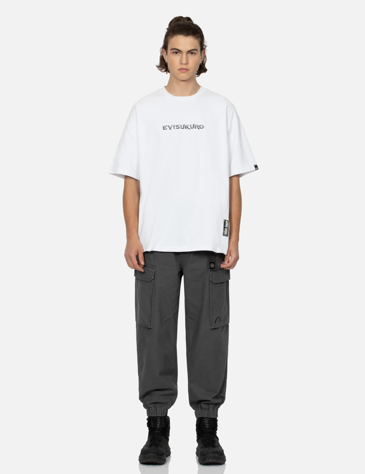 ロゴとスローガンプリントのルーズフィットTシャツ