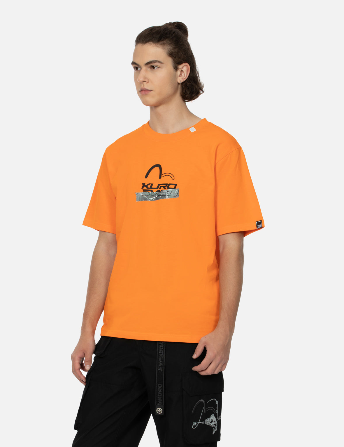 ロゴとテーププリントレギュラーフィットTシャツ