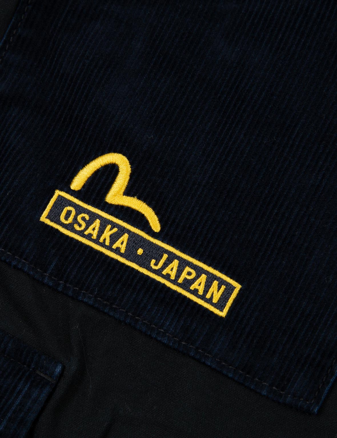カモメとロゴ刺繍カーゴパンツ