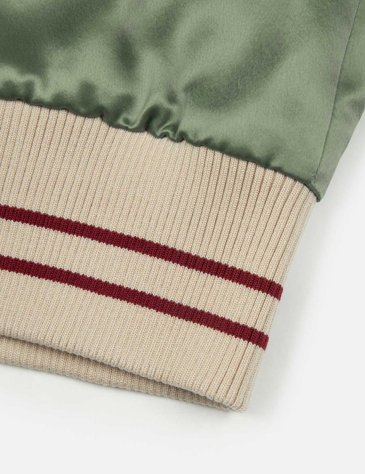 家紋ブロケードアップリケと鯉の刺繍リラックスフィットスカジャン