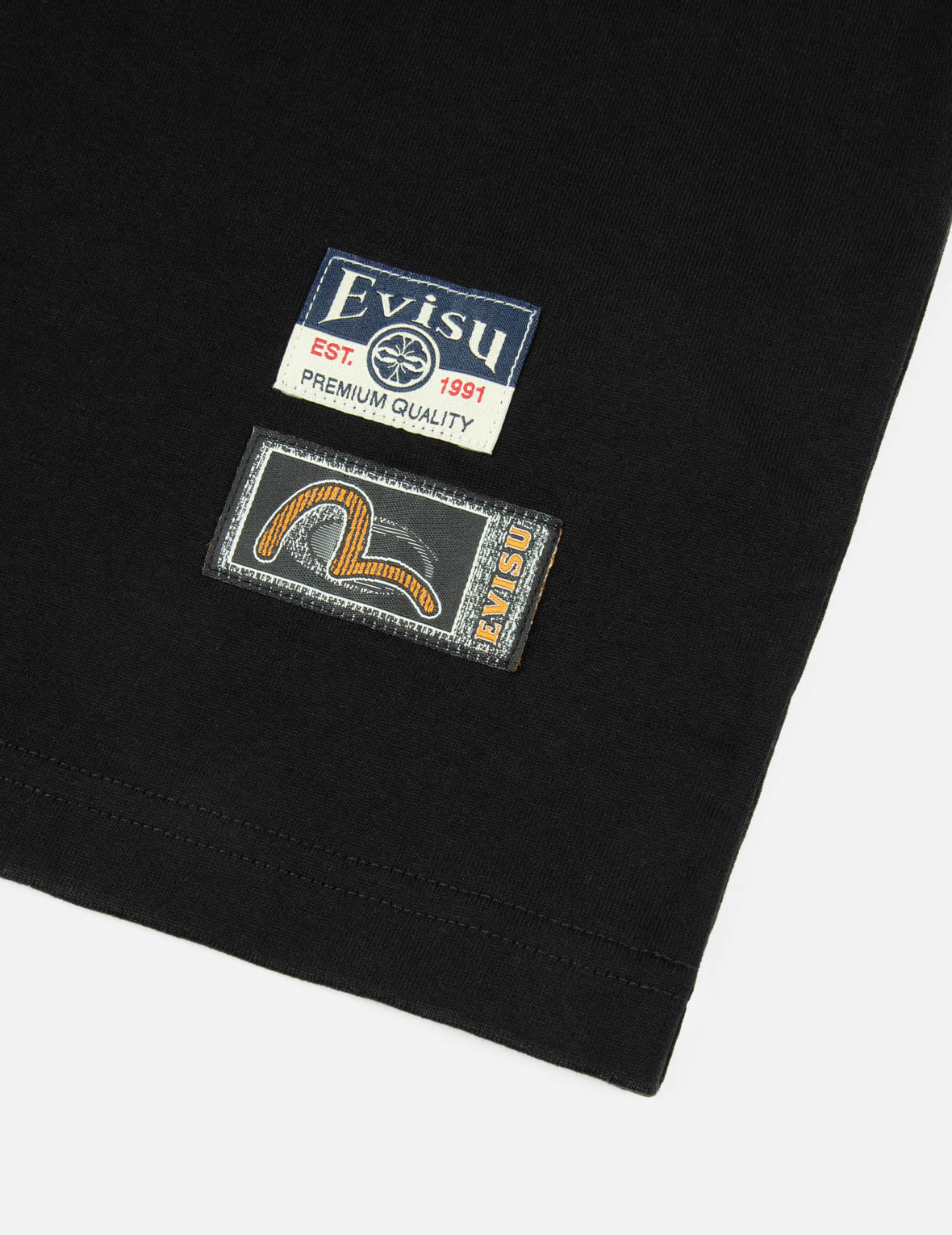 家紋刺繍とロゴプリントファッションフィット長袖Tシャツ