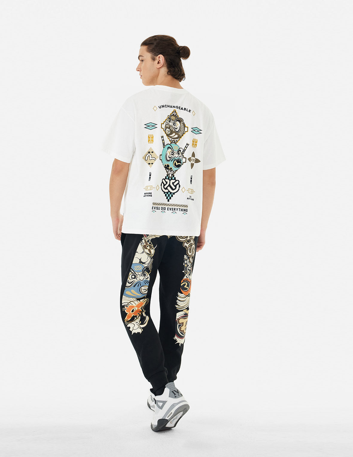 チマヨタペストリープリントリラックスフィットTシャツ