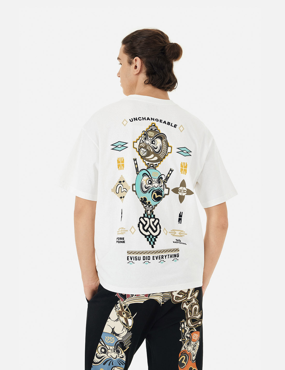 チマヨタペストリープリントリラックスフィットTシャツ