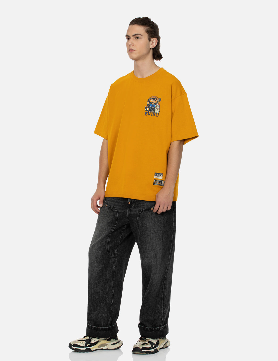 タヌキと招き猫プリントルーズフィットTシャツ