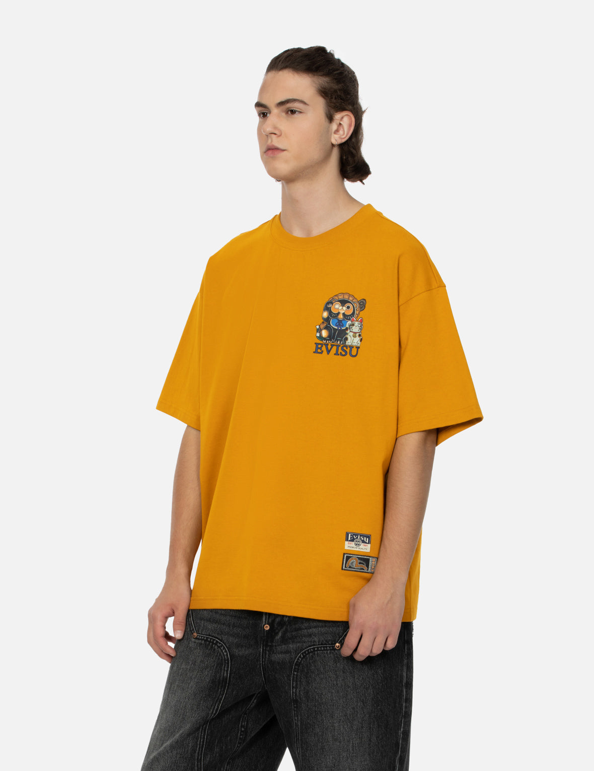タヌキと招き猫プリントルーズフィットTシャツ