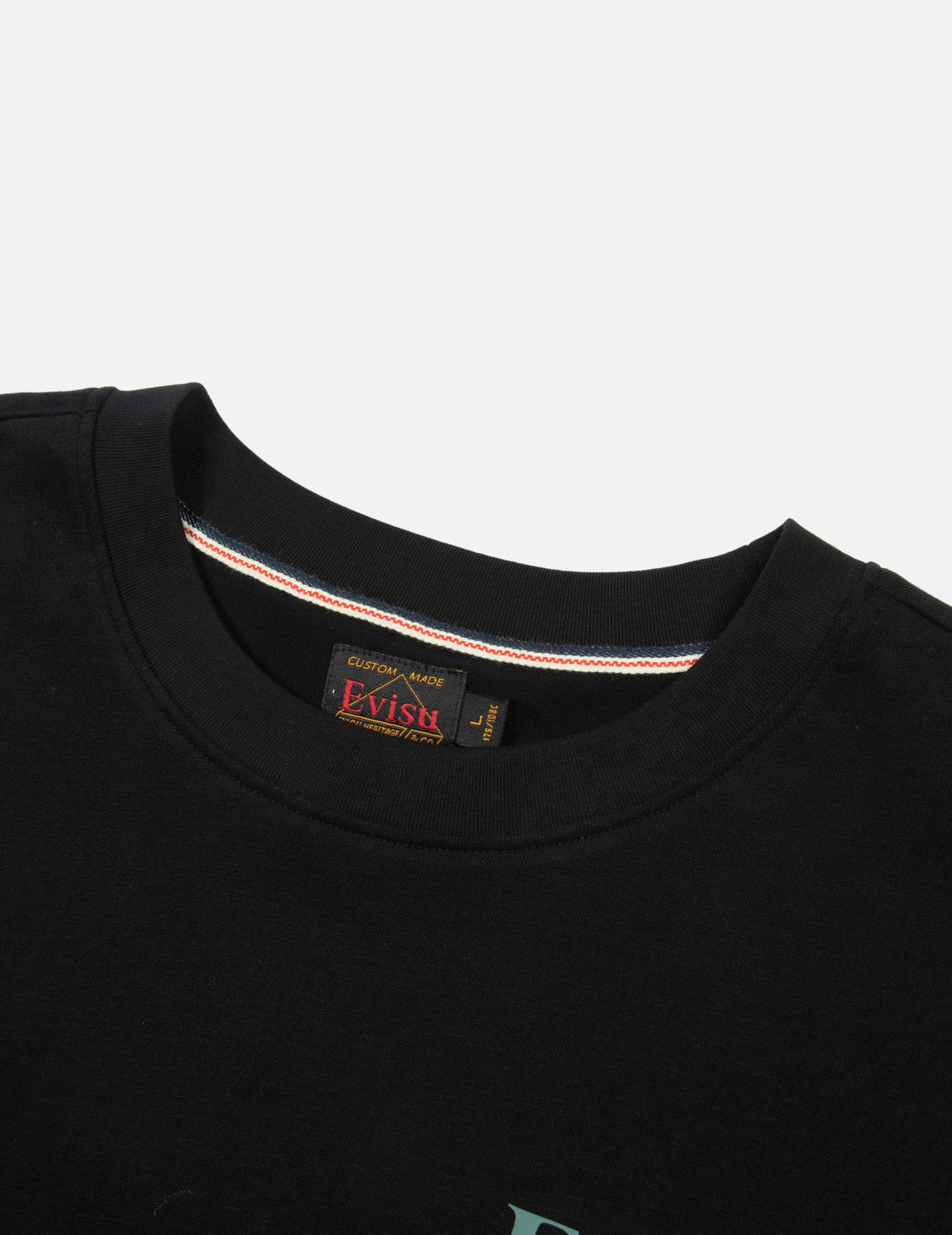 ポケット型のだるま大黒プリントリラックスフィットTシャツ