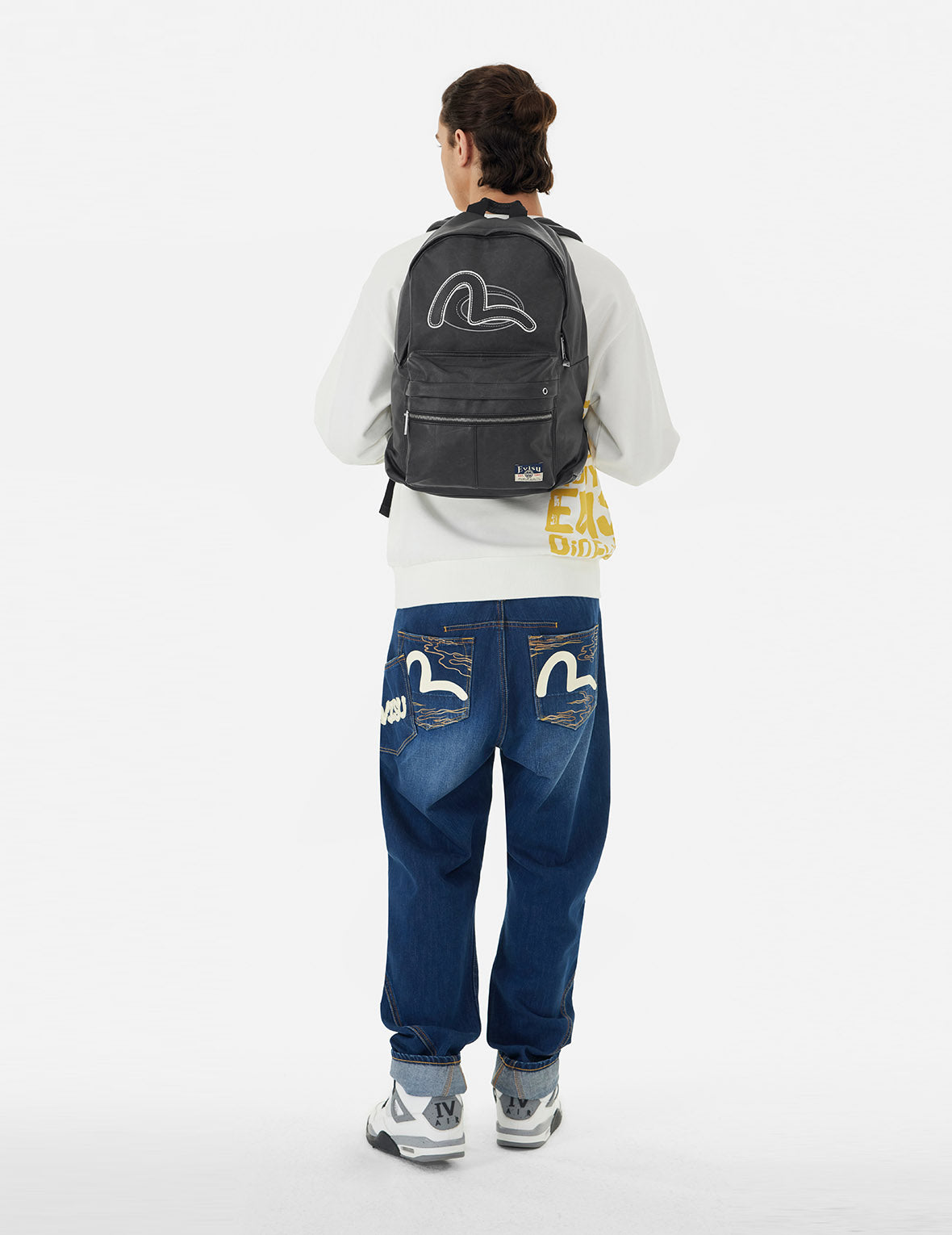 カモメ刺繍ヴィーガンレザーバックパック