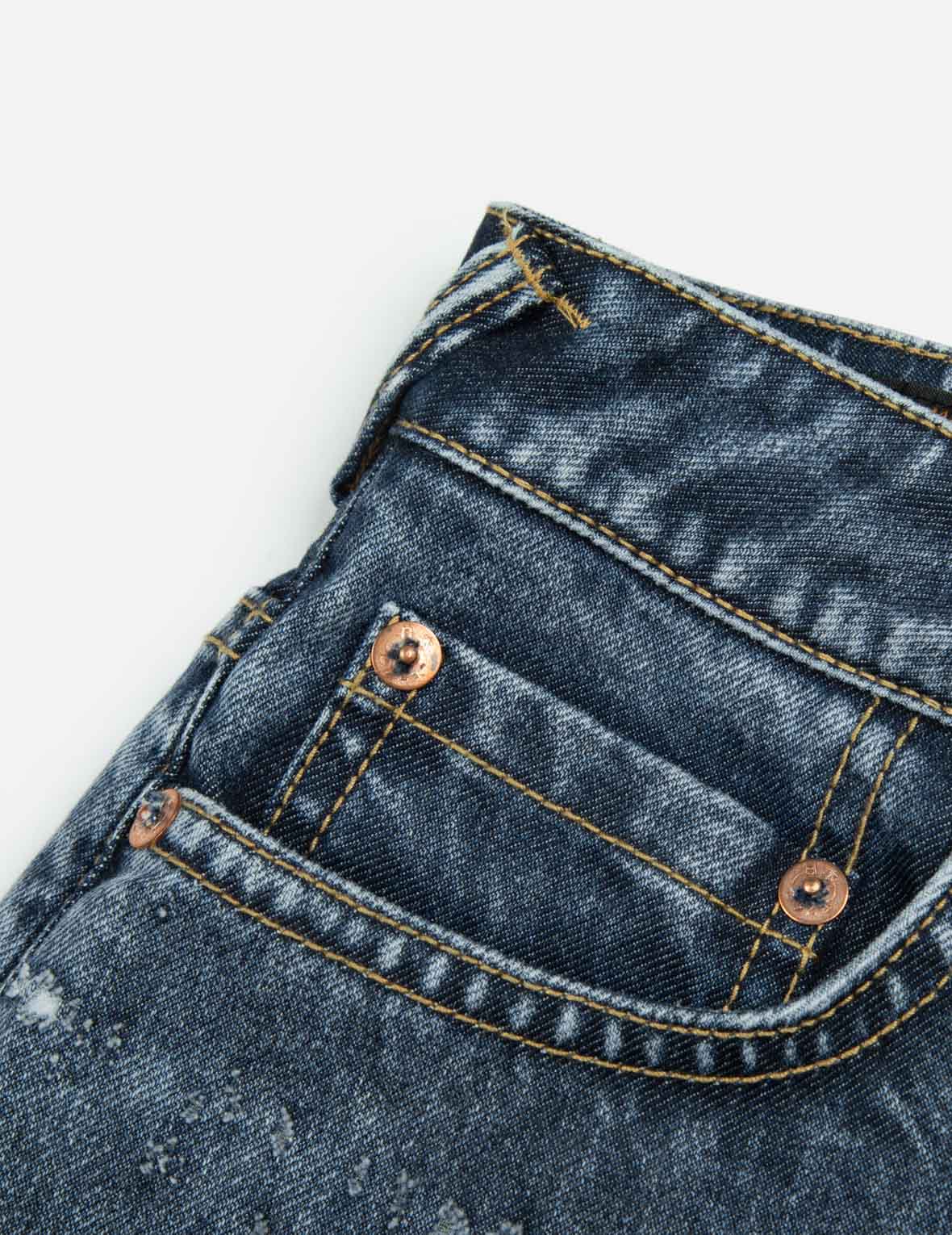 カモメ刺繍とレーザー加工ワイドレッグジーンズ