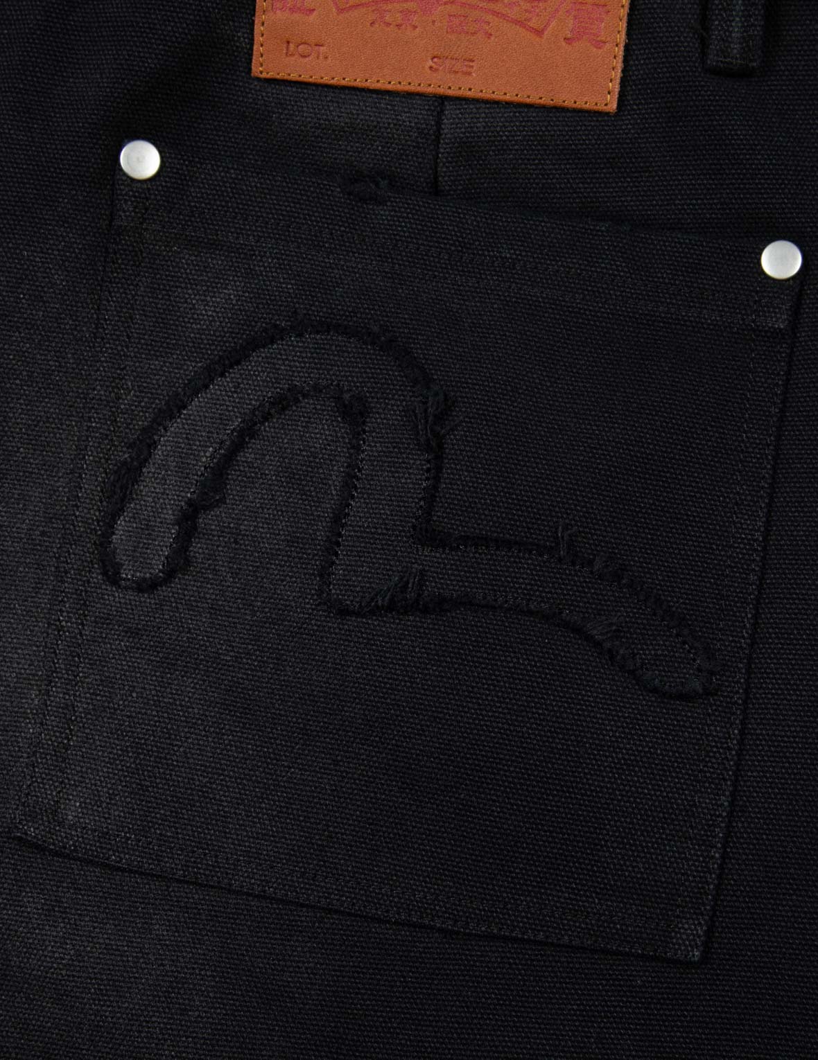 カモメアプリケ刺繍バギーフィット大工パンツ