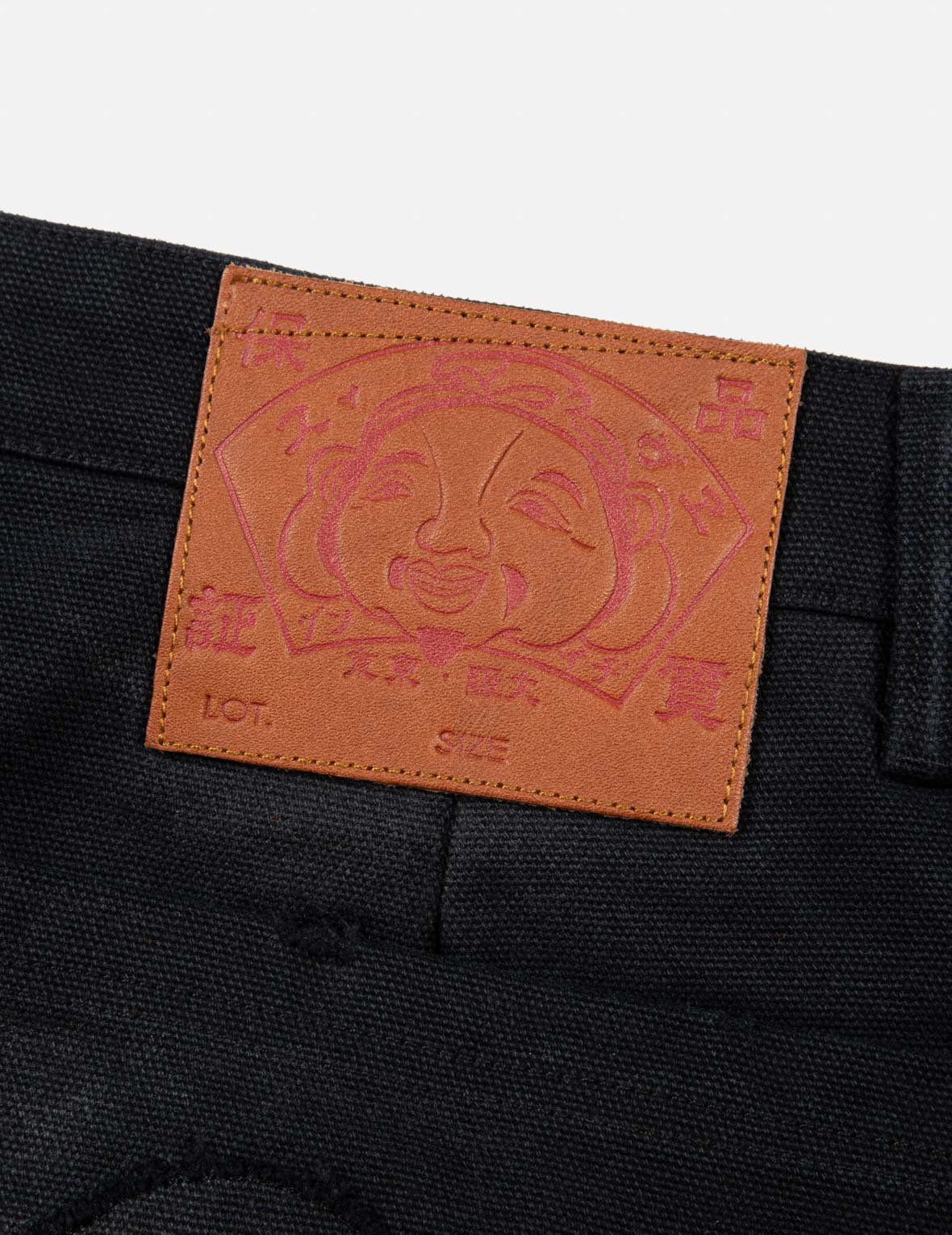 カモメアプリケ刺繍バギーフィット大工パンツ