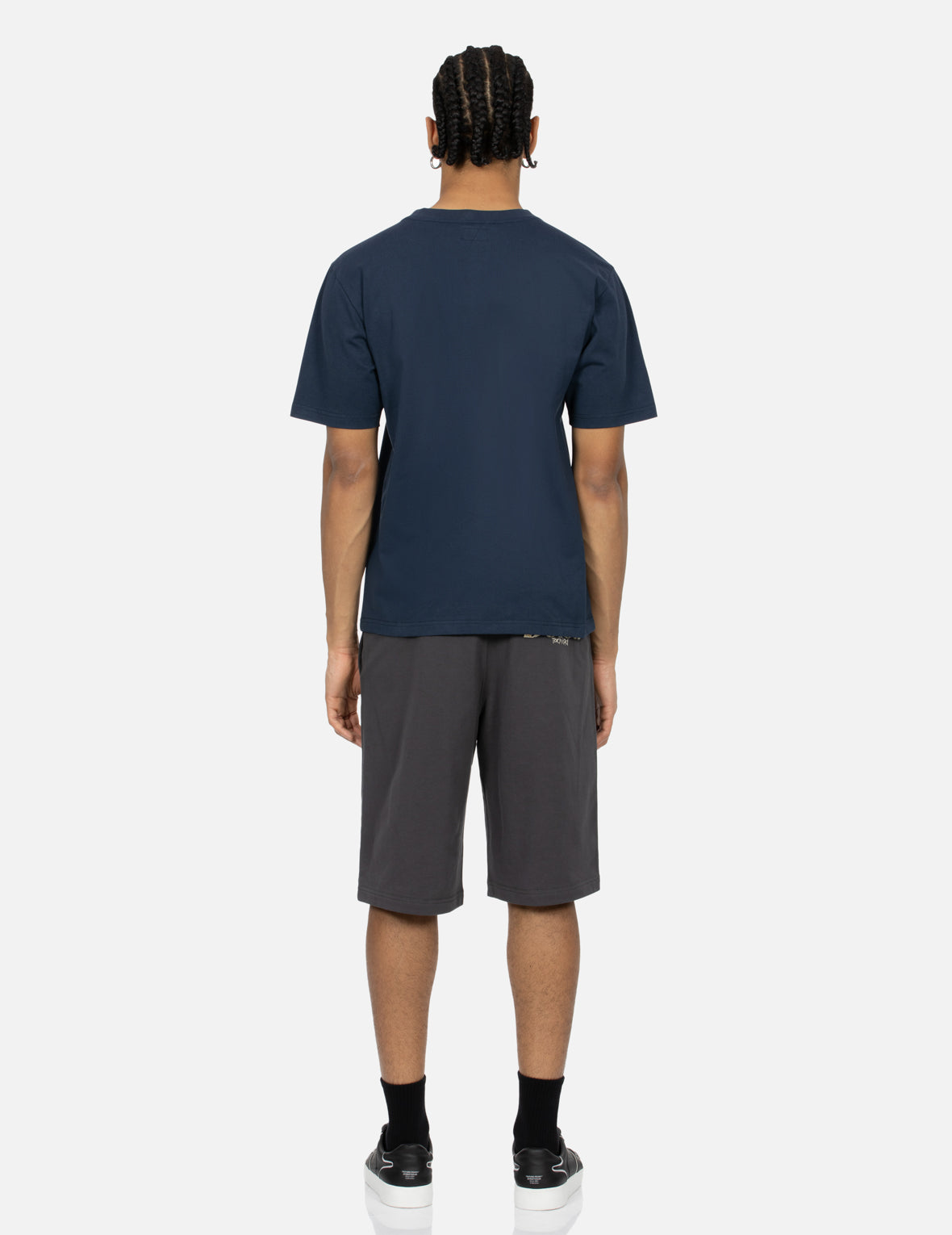 ロゴプリントのレギュラーフィットTシャツ