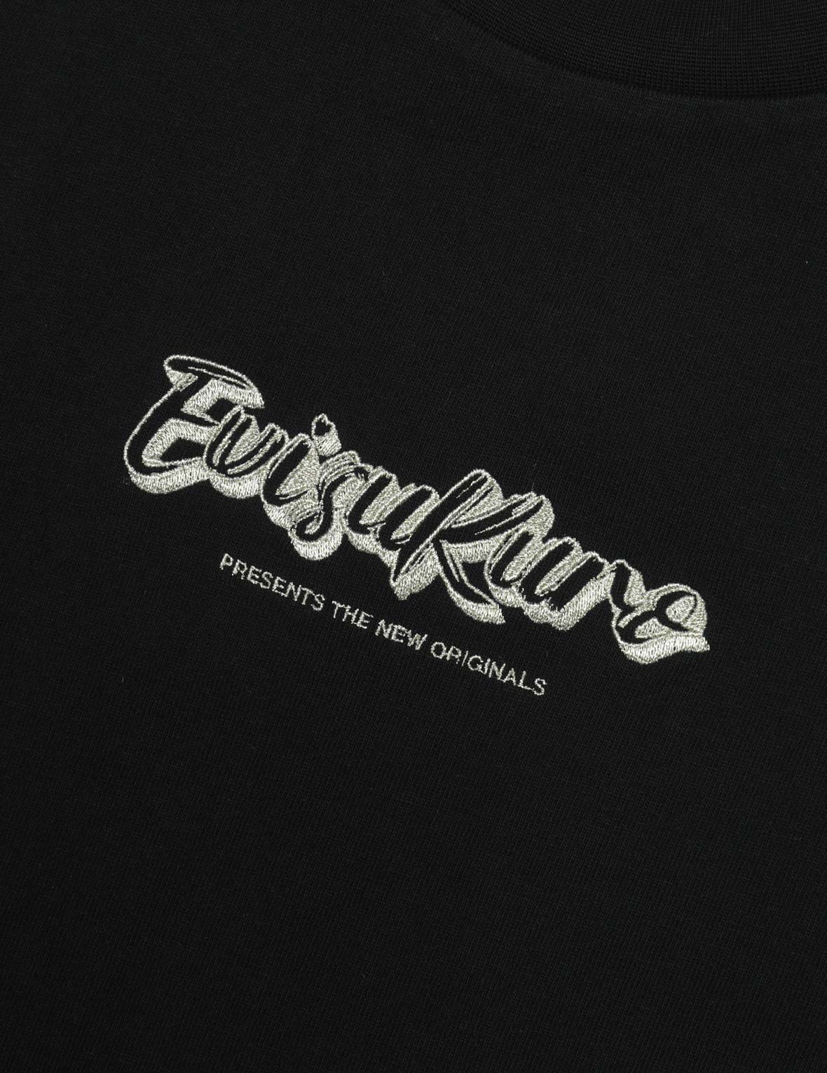 カリグラフィーシャドーロゴ刺繍とカモメプリントルーズフィットTシャツ