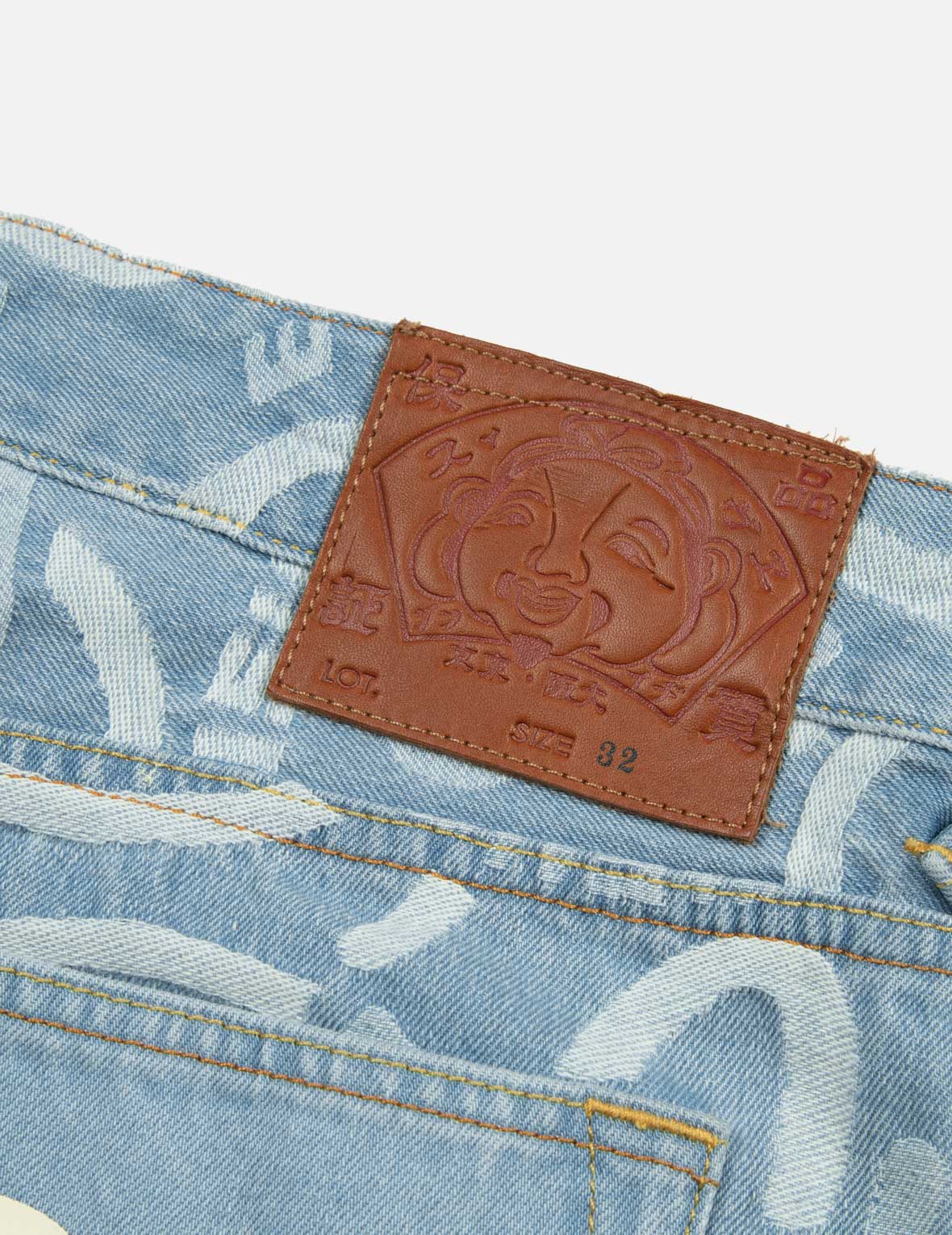 オールオーバーカモメジャカードオーバーサイズショーツ