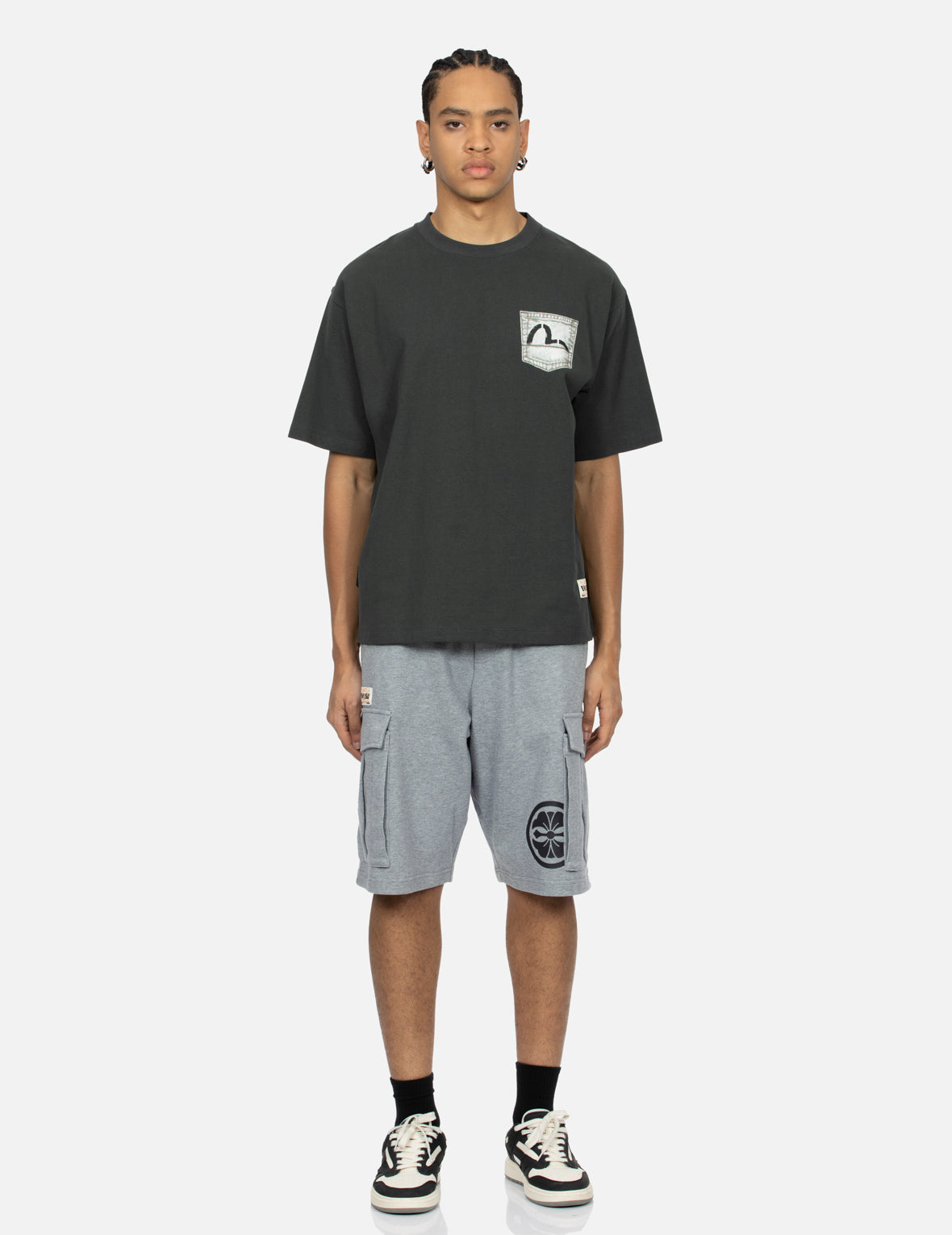 リアルなデジタルプリントリラックスフィットTシャツ