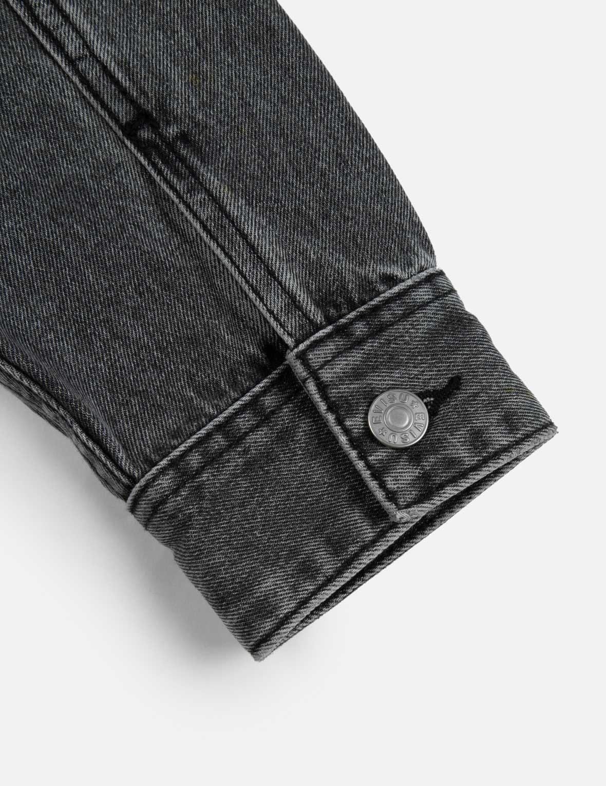 カモメ刺繍と家紋エンボスプリントのルーズフィットデニムジャケット