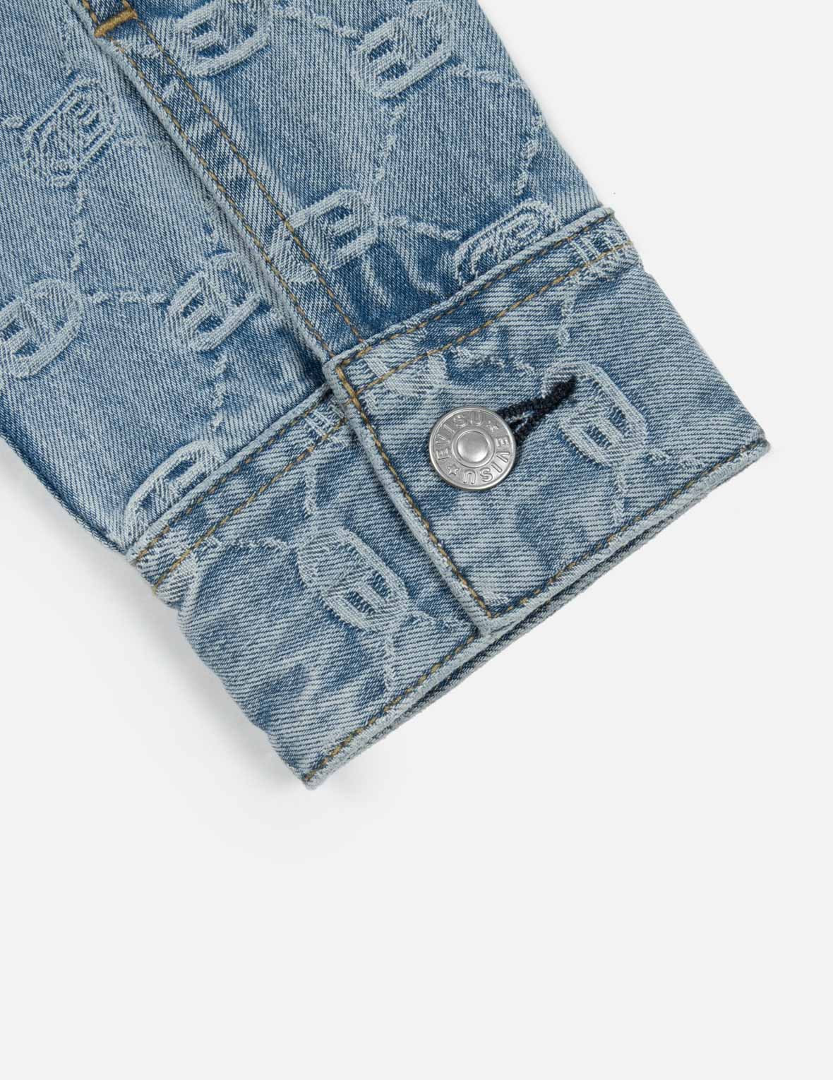 オールオーバーロゴとカモメ刺繍ルーズフィットデニムジャケット