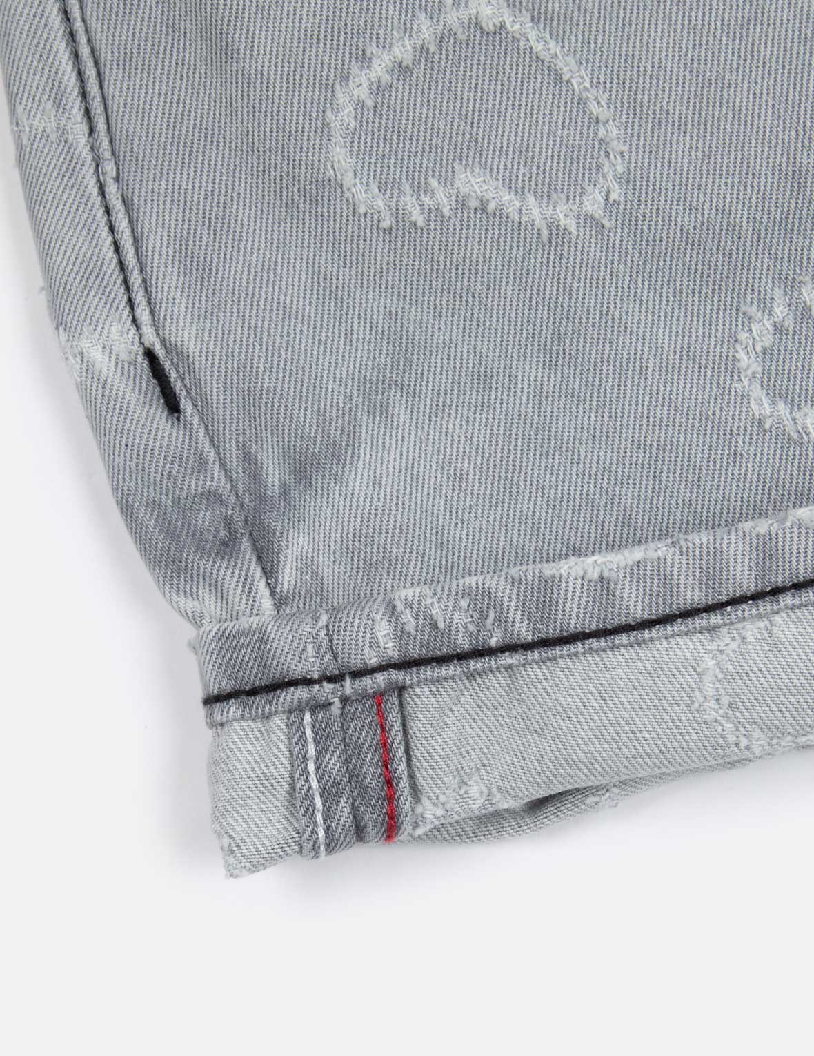 カモメ刺繍とオールオーバーハートファッションフィットデニムショーツ