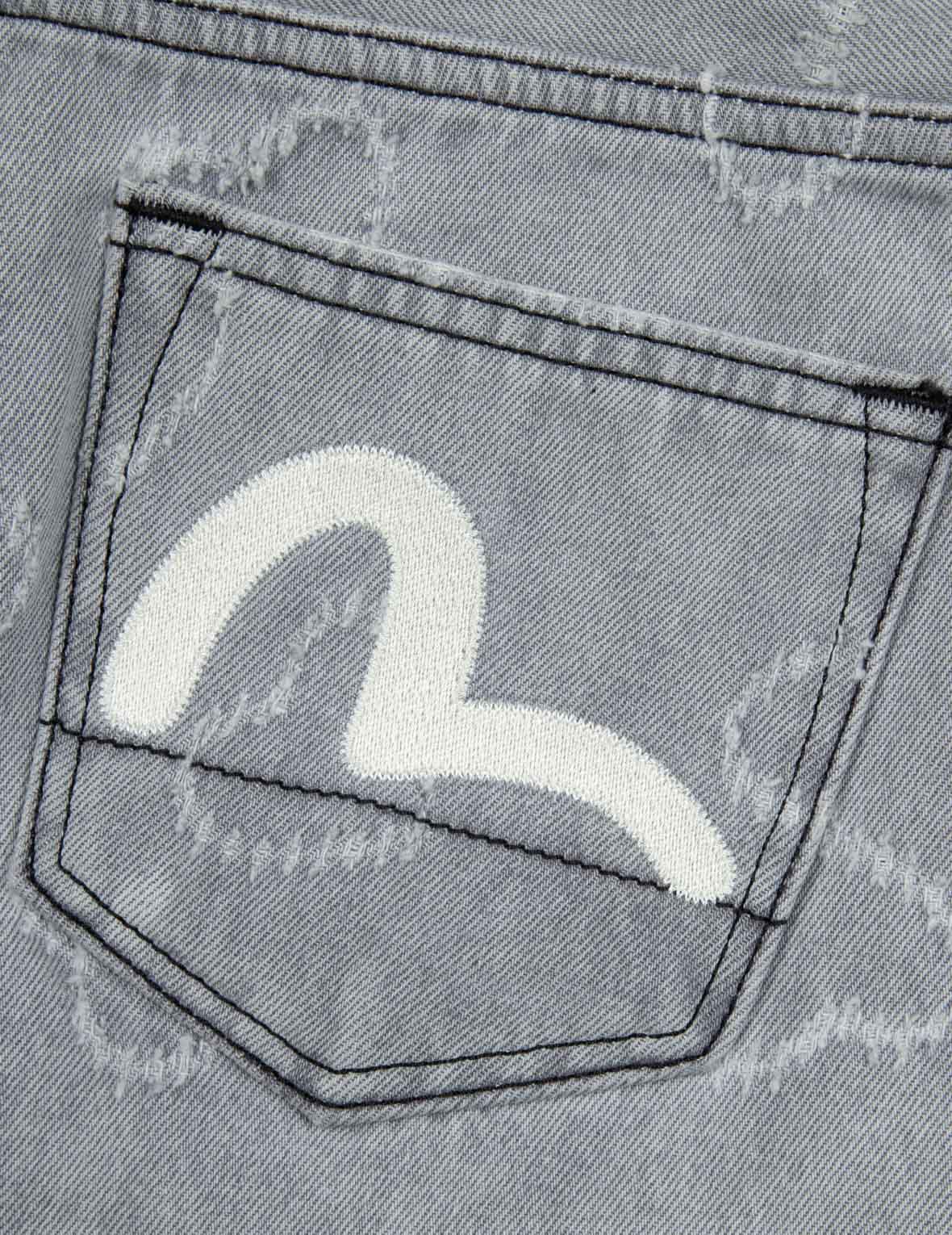カモメ刺繍とオールオーバーハートファッションフィットデニムショーツ