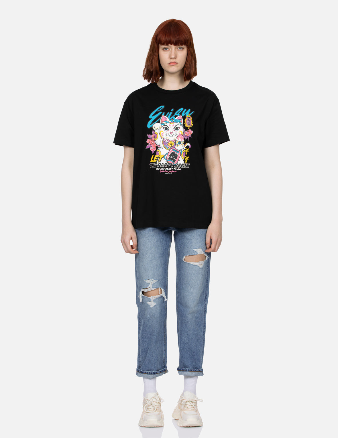 招き猫と花柄ボーイフレンドTシャツ