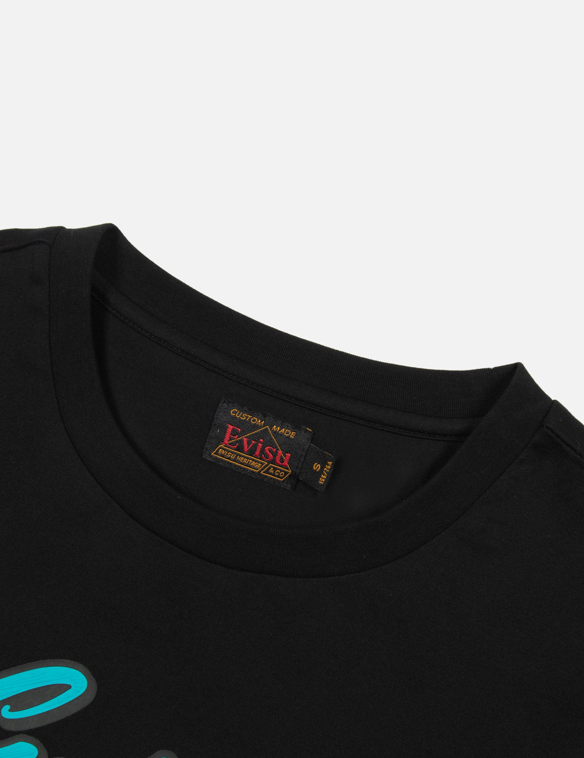 招き猫と花柄ボーイフレンドTシャツ