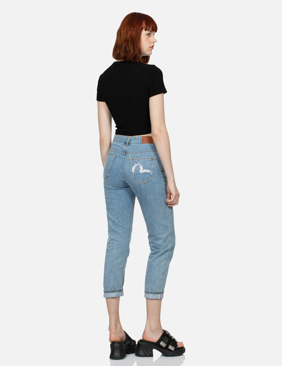 カットアウトカモメスリムフィットTシャツ