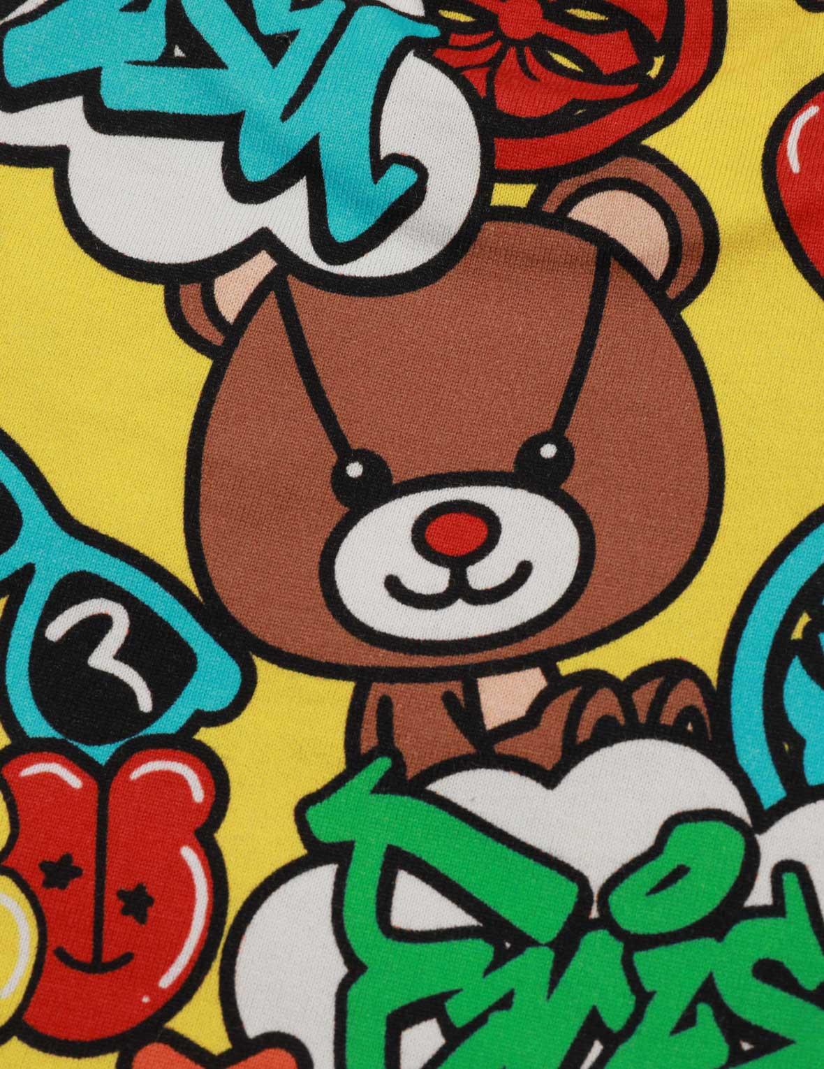 グラフィティスタイルのマルチプリントレギュラーフィットTシャツ