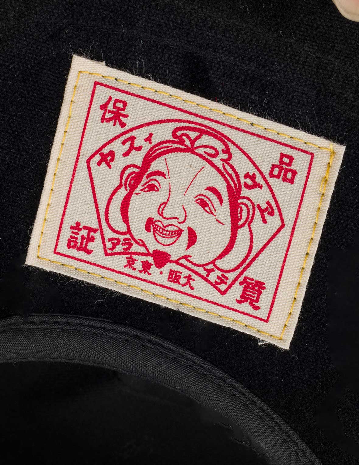 カモメアップリケベルベットタッカーハット