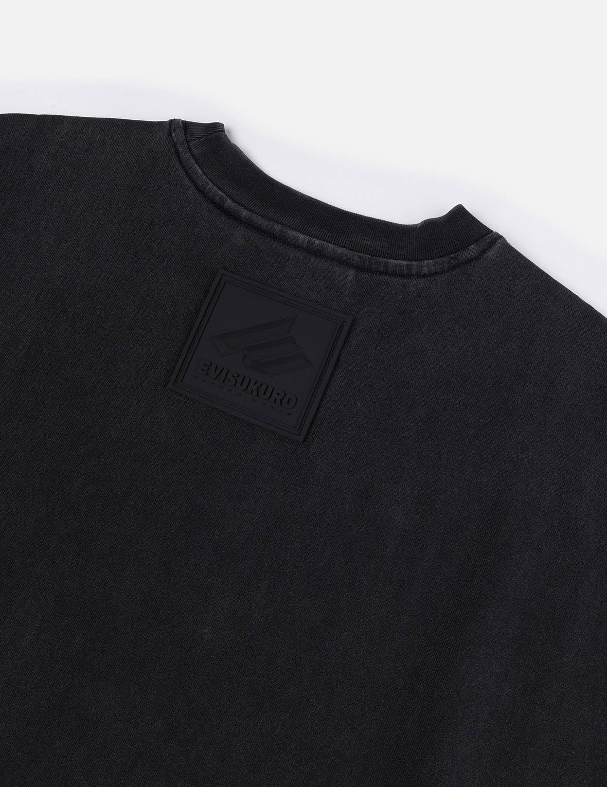 EVISUKURO Eロゴ 蓄光刺繍 ルーズフィット Tシャツ