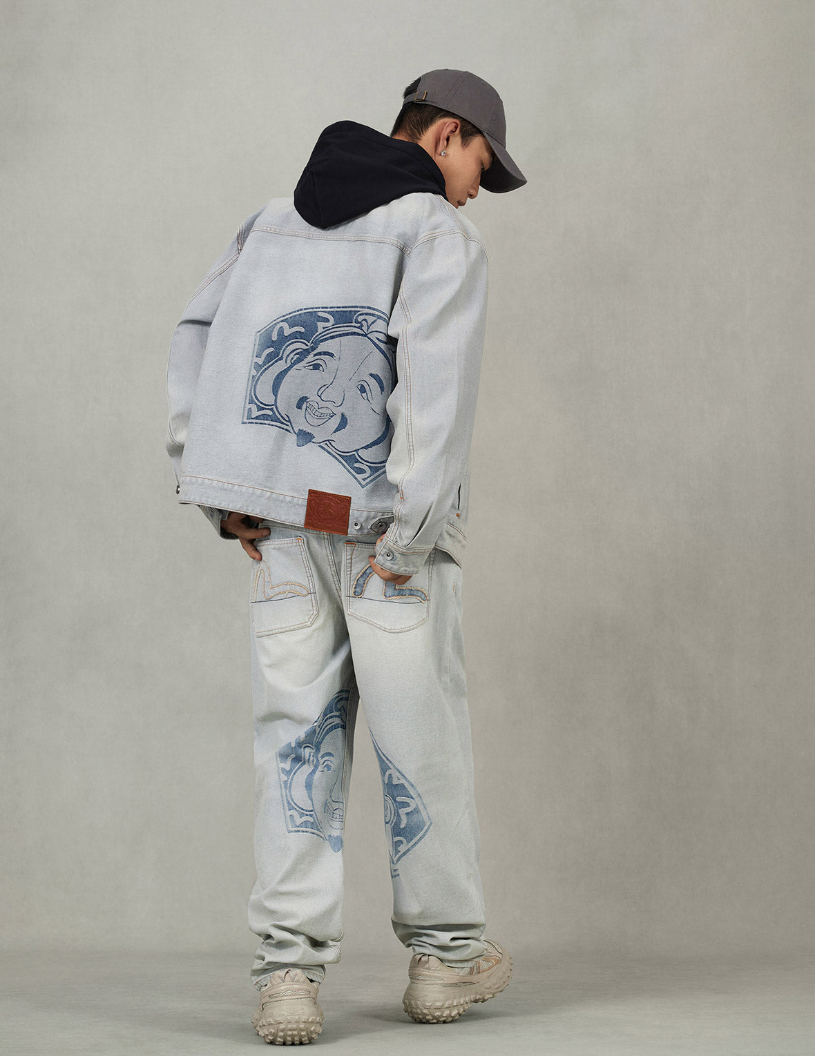 仏頭ジャカード リラックスフィット デニムジャケット – EVISU