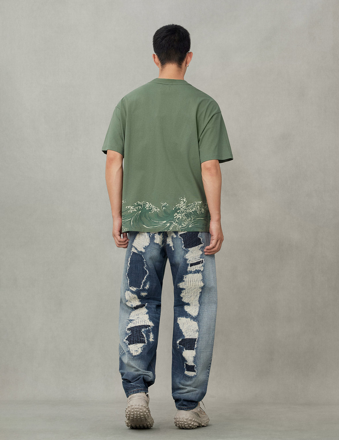 ウォッシュドディストレスド大黒 リラックスフィット ジーンズ #2030