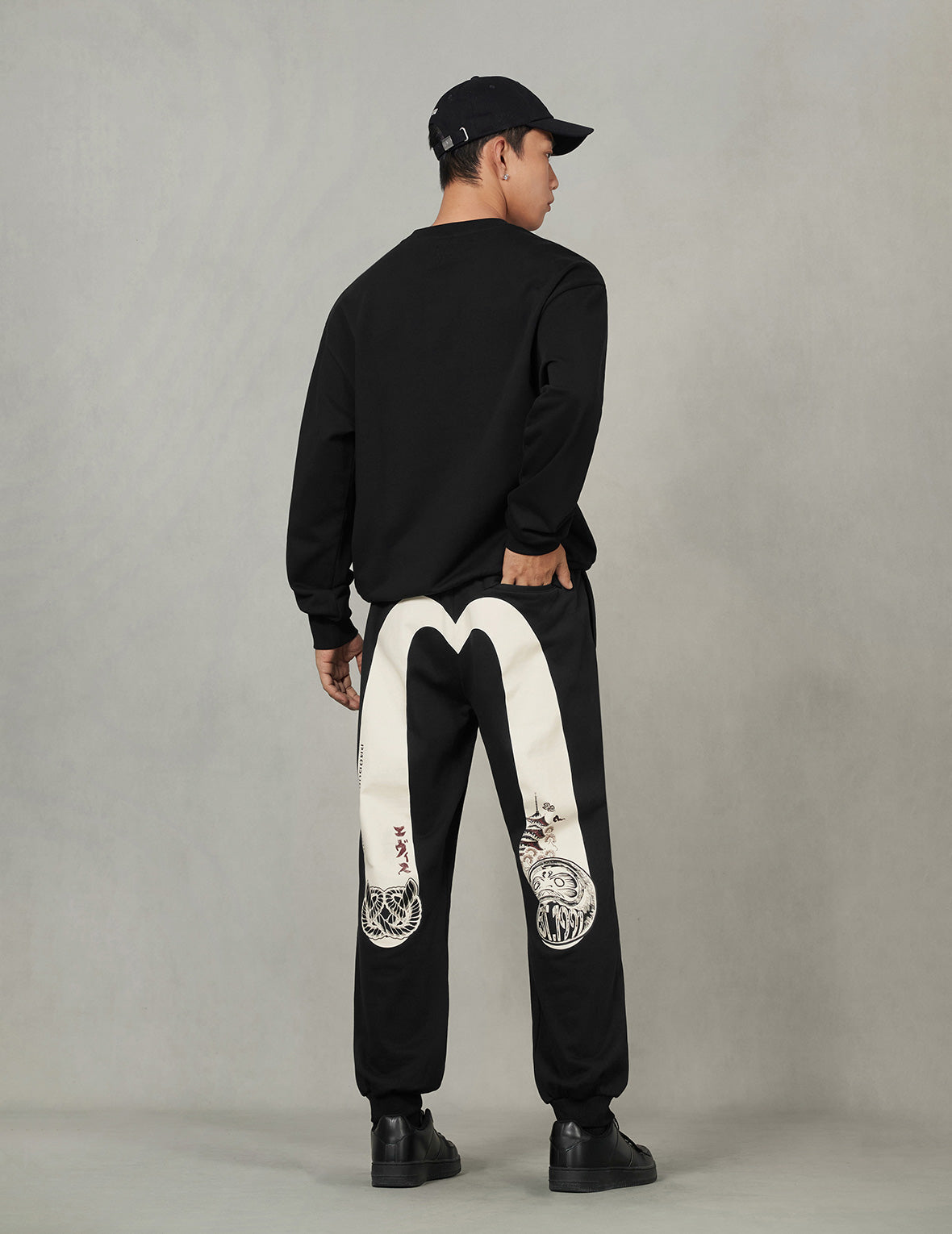 た*ん様 evisu 白 大黒 ハーフパンツ 30インチ 白沢大黒プリント レギュラーフィットスウェットパンツ – EVISU