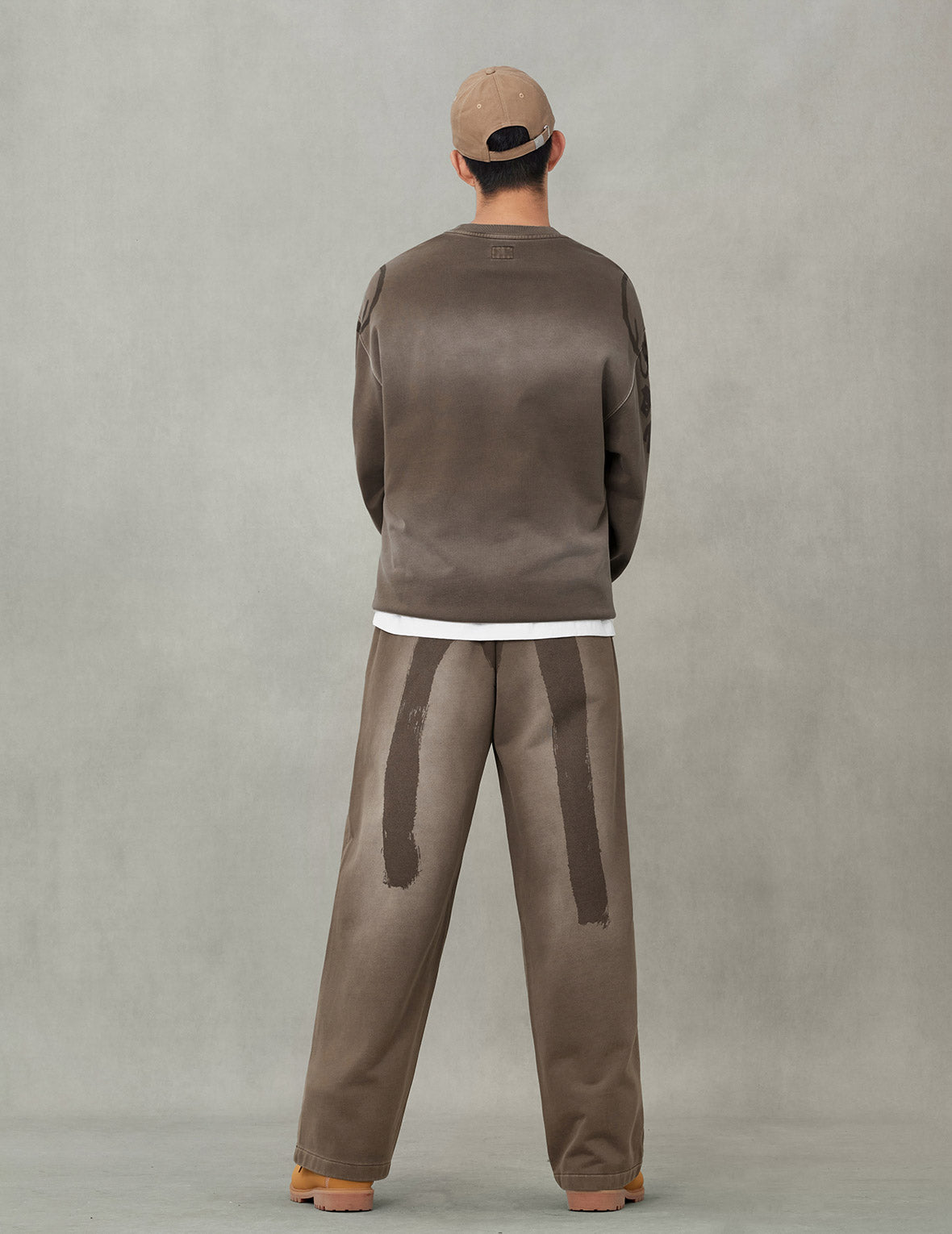 ウォッシュド大黒プリント ファッションフィット スウェットパンツ