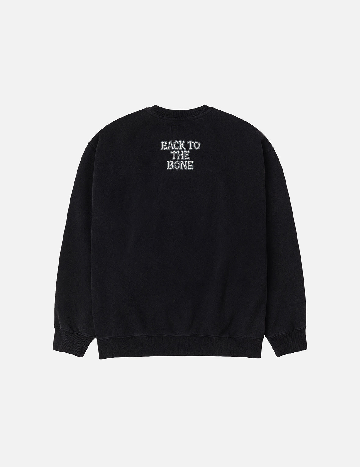 「Back to Bone」とスカルプリント ファッションフィット スウェットシャツ