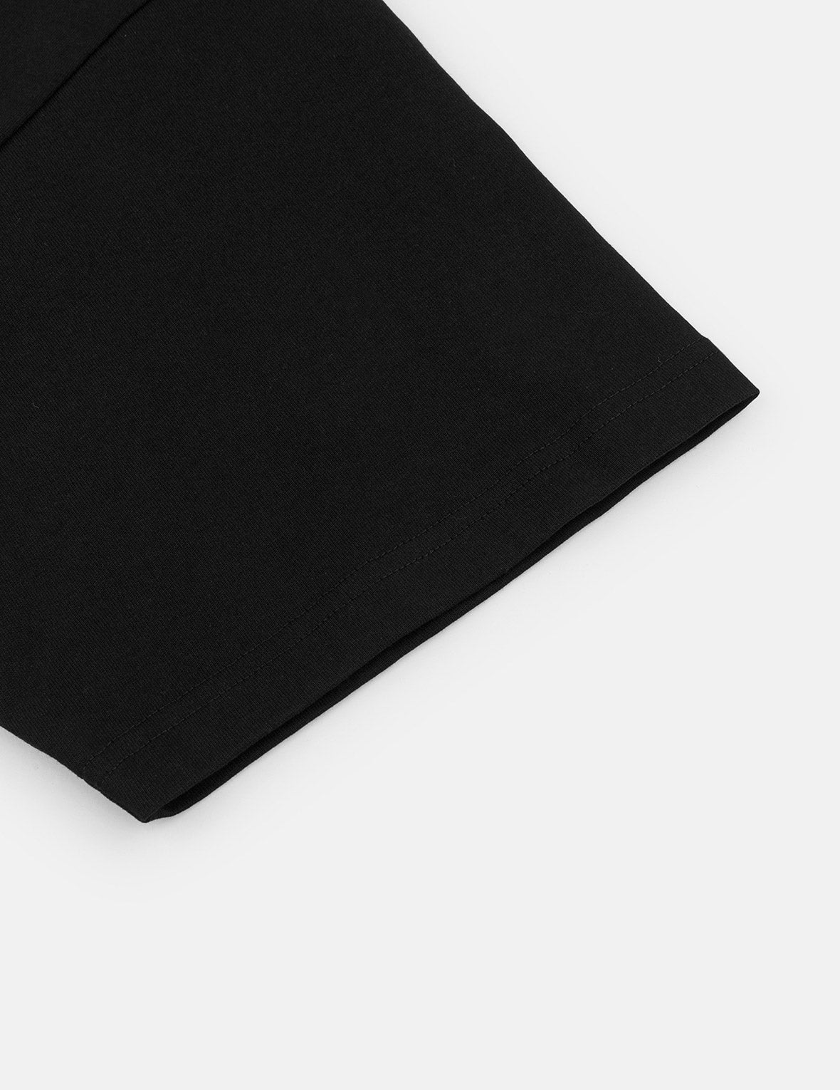 ロゴと鶴舞う大黒プリント リラックスフィット Tシャツ