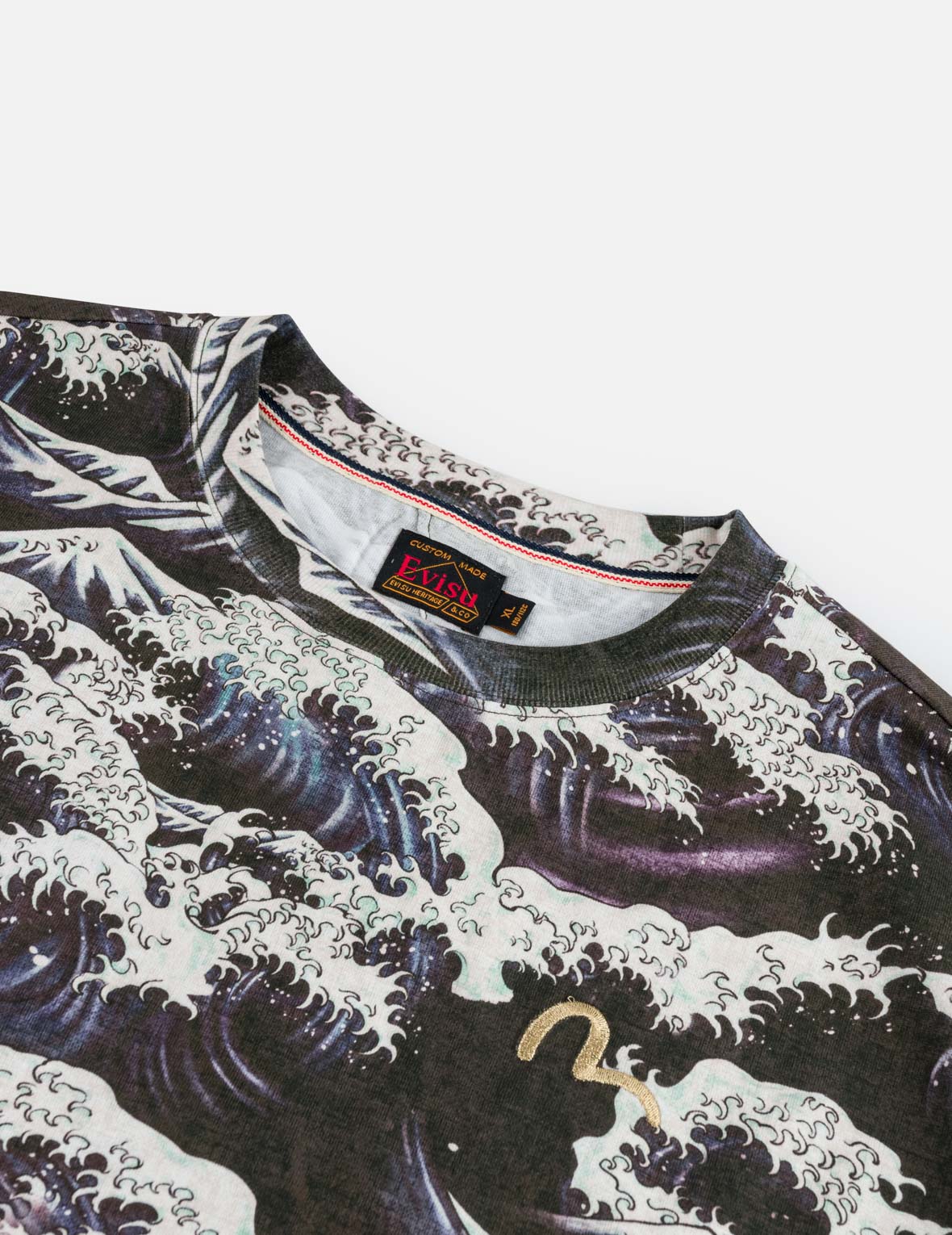 総柄ウェーブ刺繍カモメ Tシャツ – EVISU