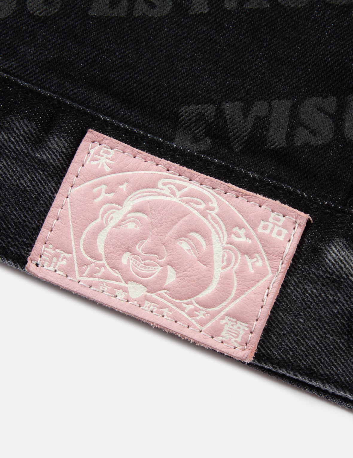 カモメ刺繍とロゴ柄パネル付きファッションフィットデニム