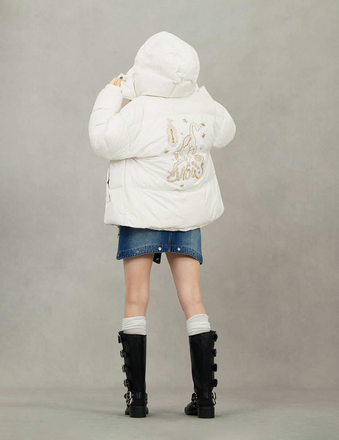 金糸猫アップリケ ファッションフィット 取り外し可能フード付きダウン