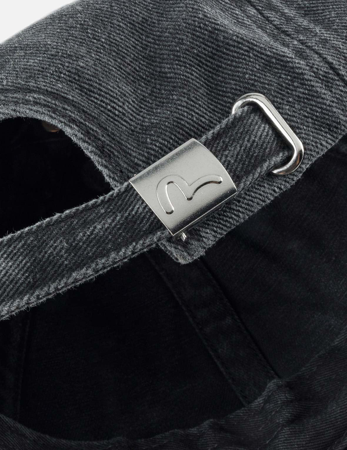 EVISU X ICECREAM ロゴ キャップ - ブラックウォッシュ