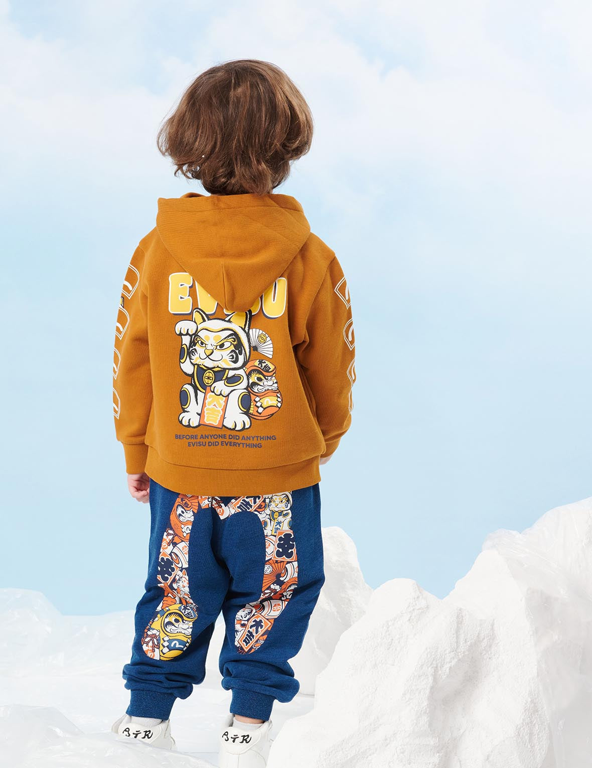 Fortune Cat with Daruma Print Hooded Sweatshirt