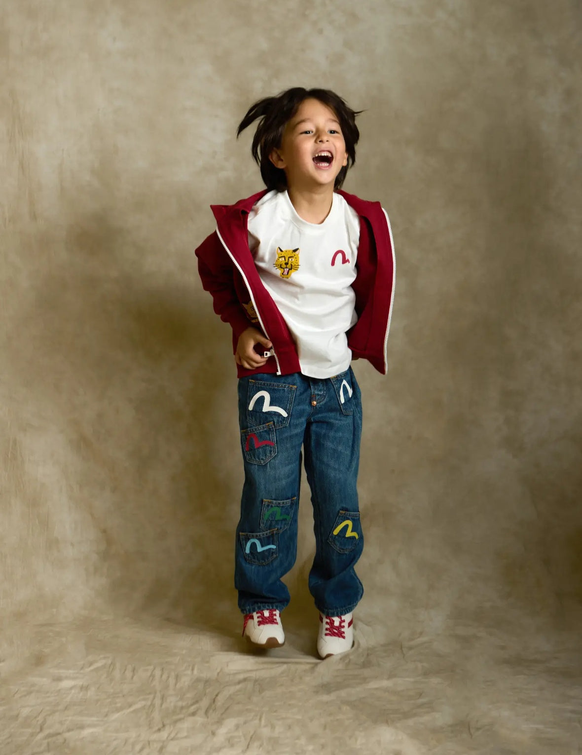 Seagull Multi-Pocket Regular Fit Jeans