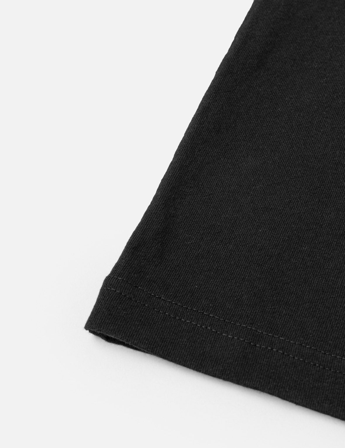 ウォッシュドマルチプロセスマイナーバッジTシャツ