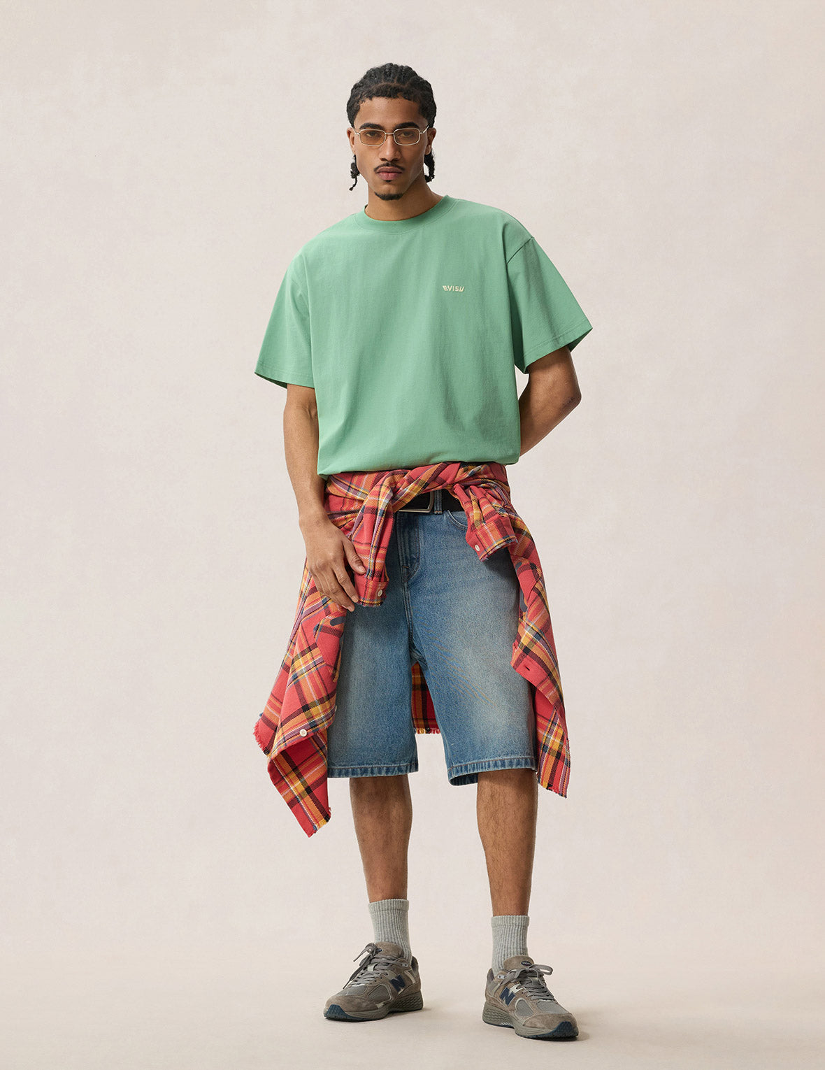 仏頭カウボーイデュエルグラフィックTシャツ