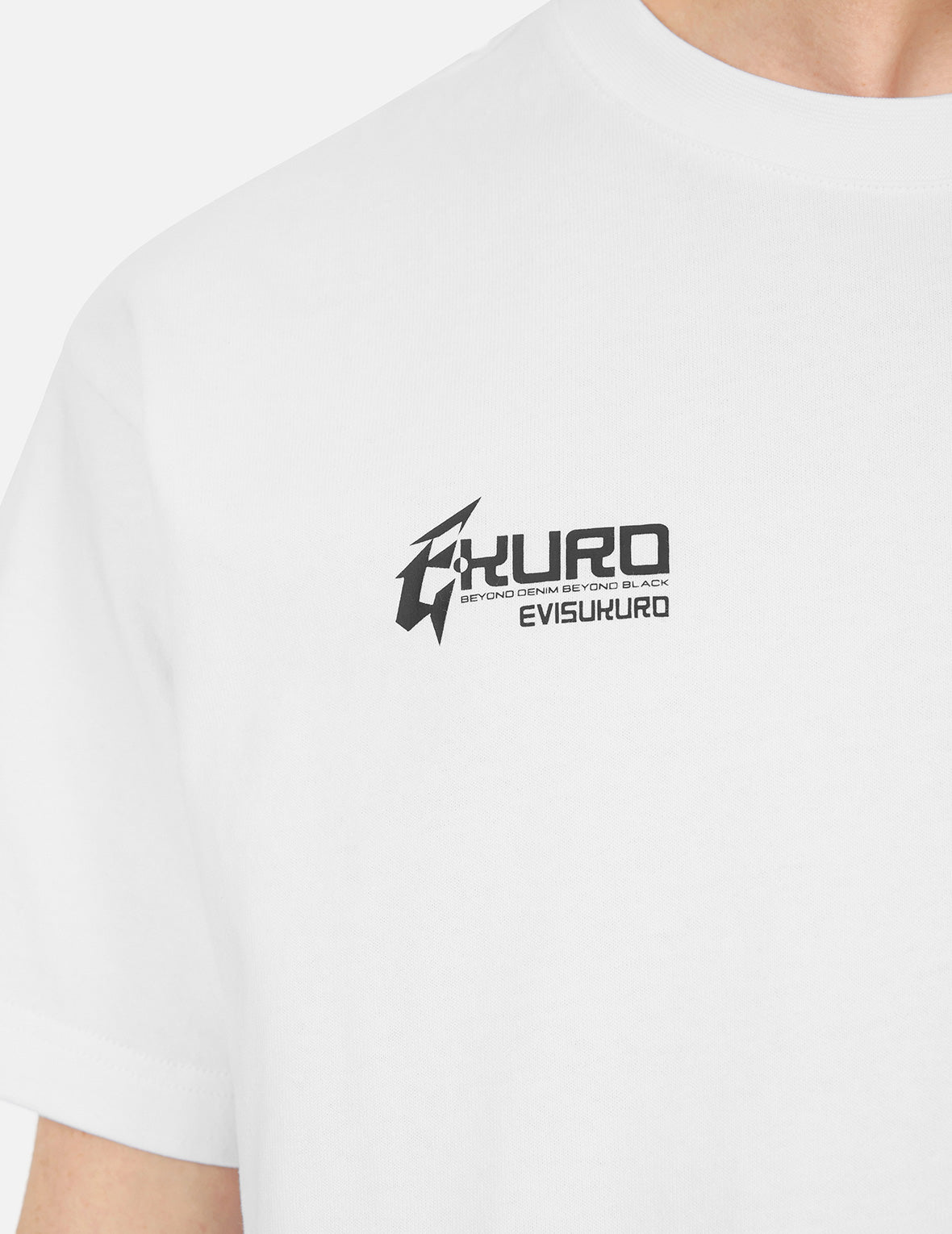 カモメ刺繍とロゴプリントレギュラーフィットTシャツ