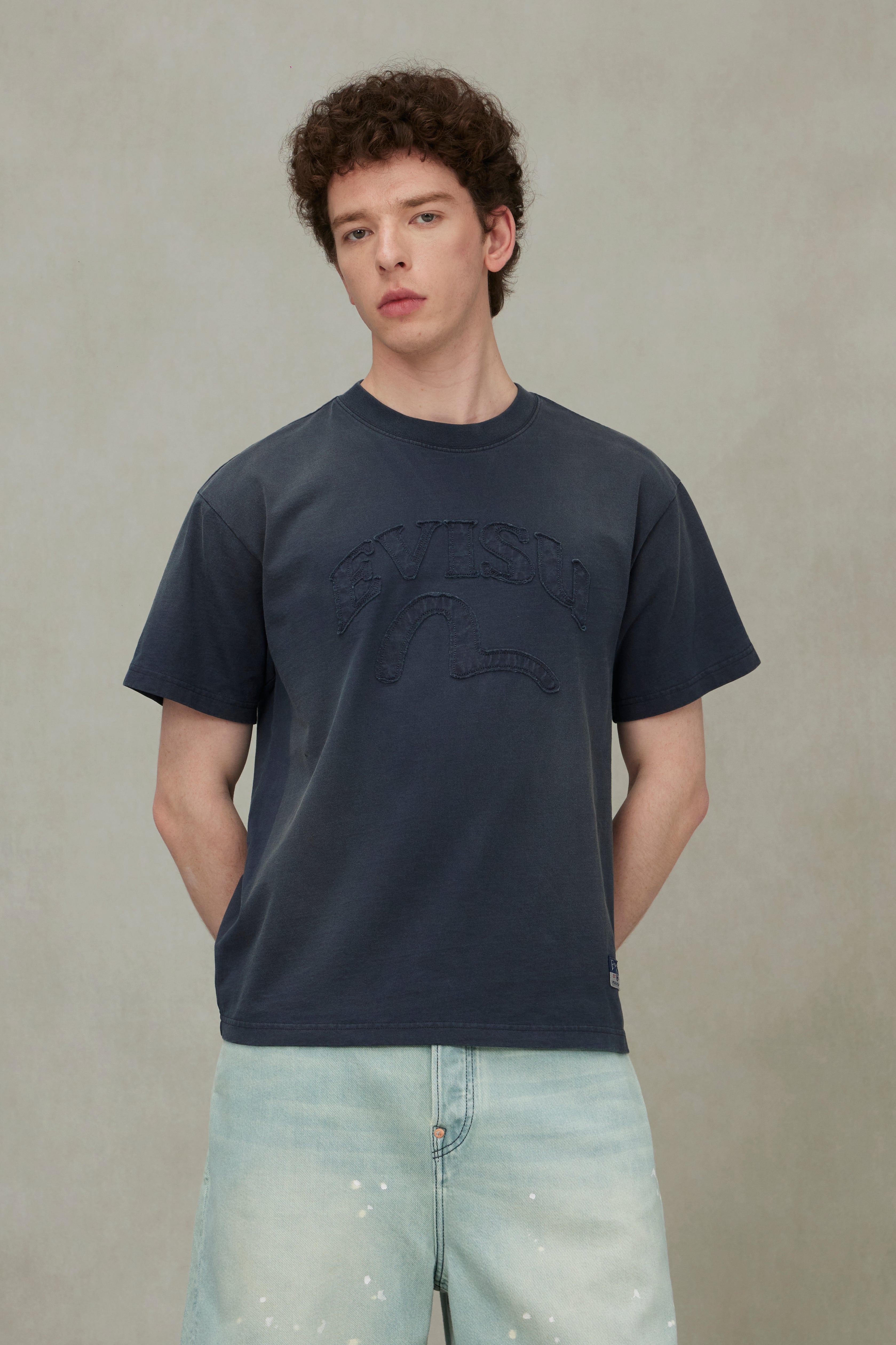 Seagull and Logo Appliqué Embroidery Relax Fit T-Shirt