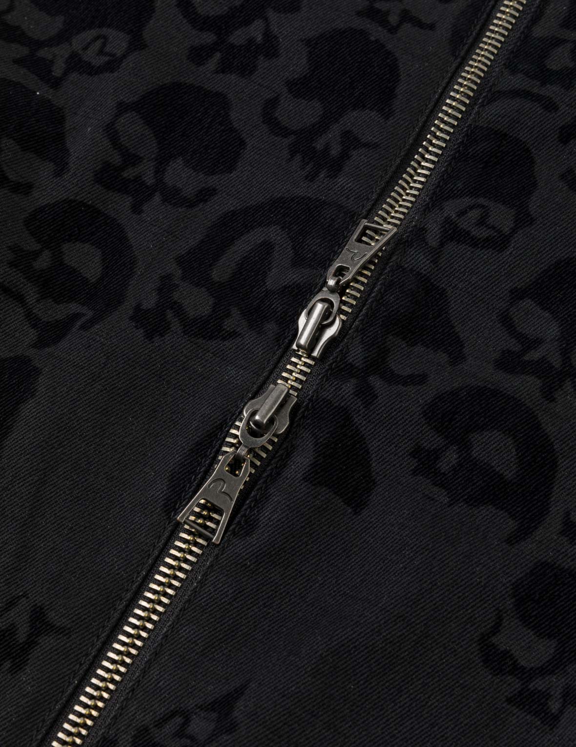 オールオーバースキャッタードフロッキングスカル ジャケット