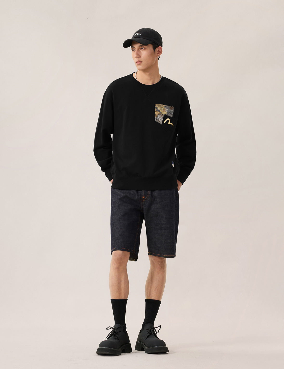 大黒ブロケード デニムショーツ – EVISU