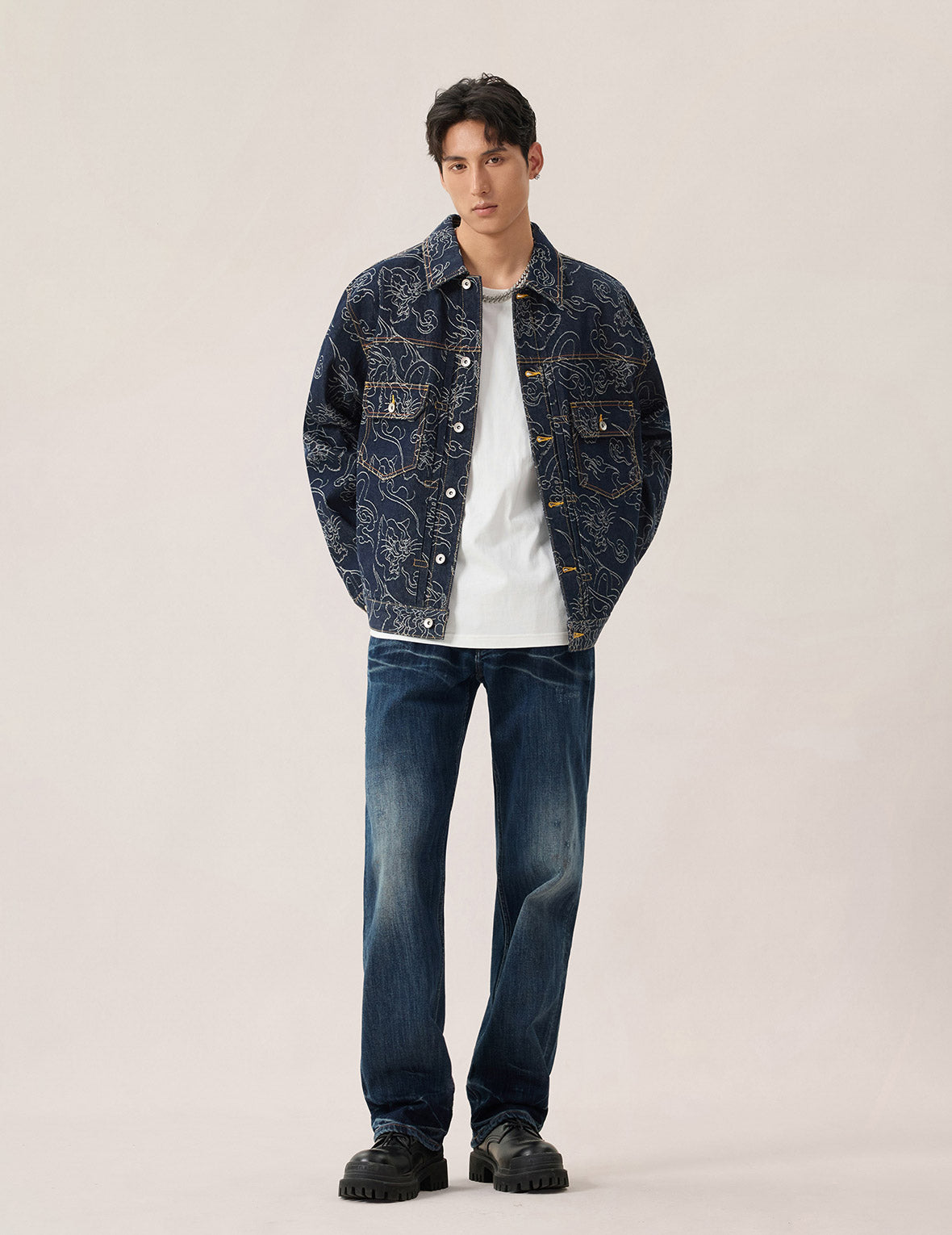 カモメ刺繍 マルチポケット ジーンズ #2020