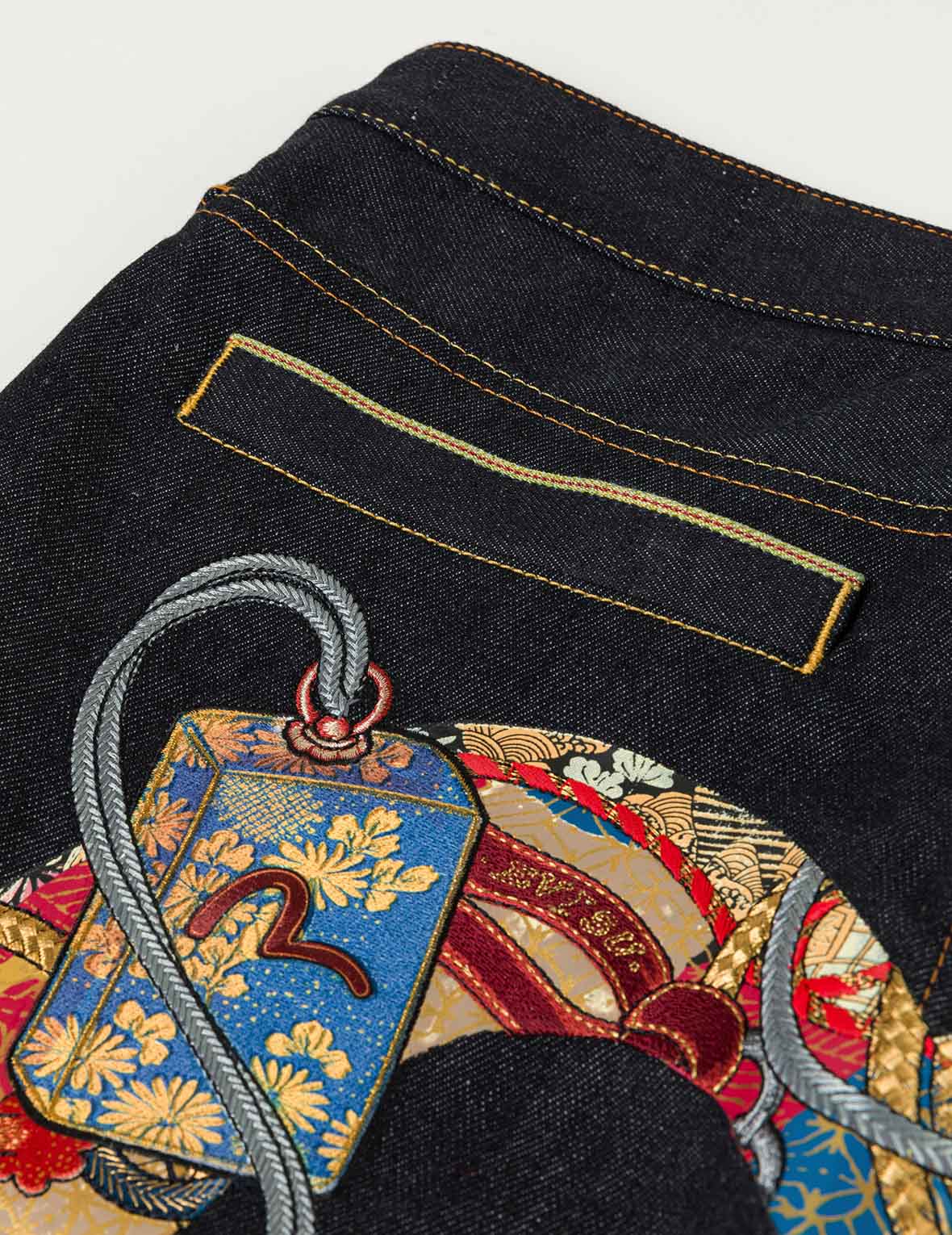 馬年刺繍 大黒ジーンズ #2020 – EVISU